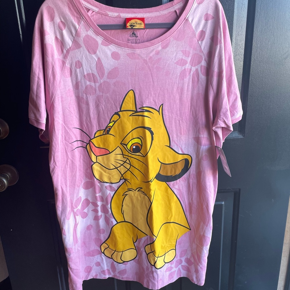 Disney Simba Nightshirt for Women – Medium‎